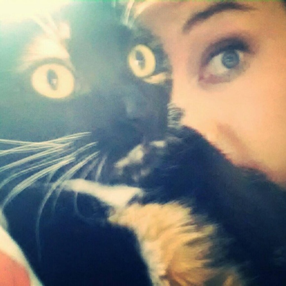 Meet your Posher, Mel - Picture 1 of 1